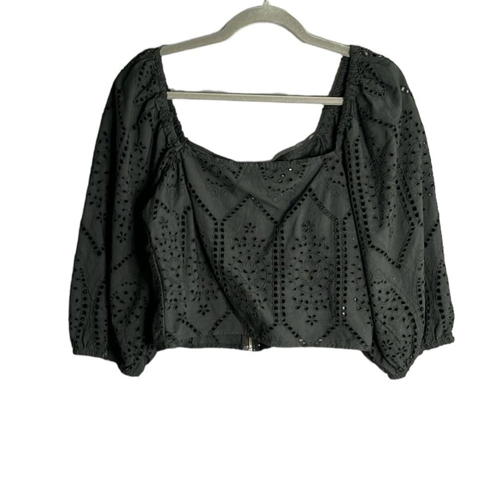 Urban Outfitters Black Eyelet Square Neck Piff Sleeve Top Exposed Zipper M